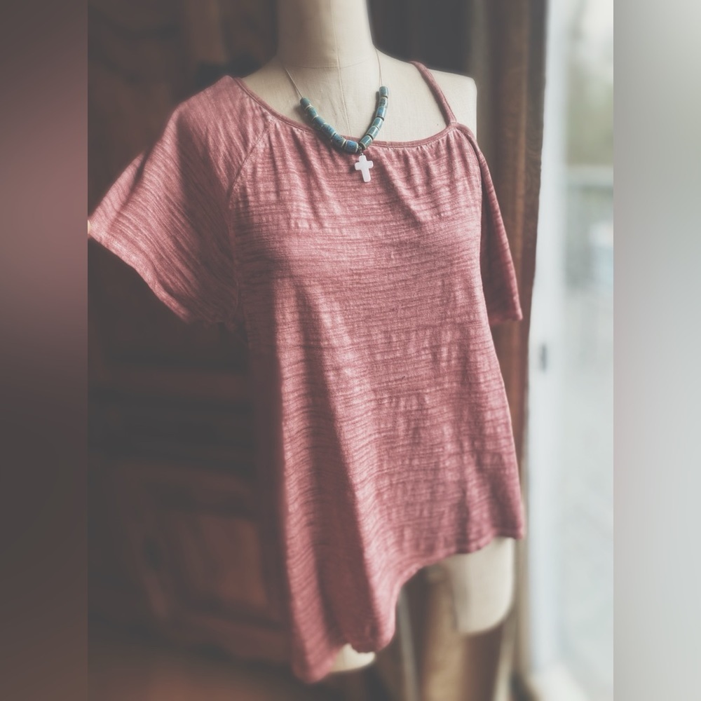 Boutique High Low Off One Shoulder Tee - Picture 8 of 11